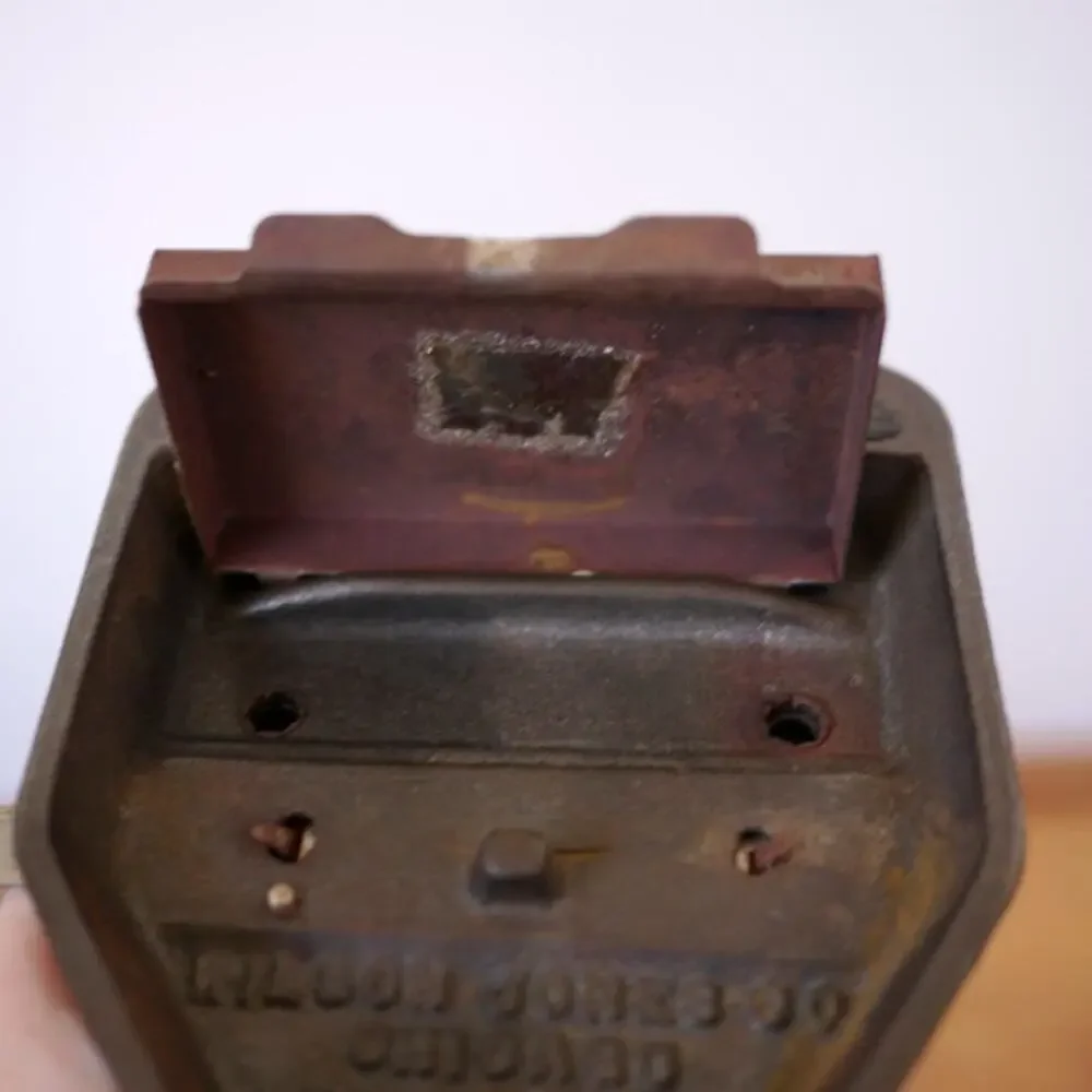 Vintage Marvel 60 Wilson Jones All Metal Industrial Era 2 Hole Paper Punch Olive